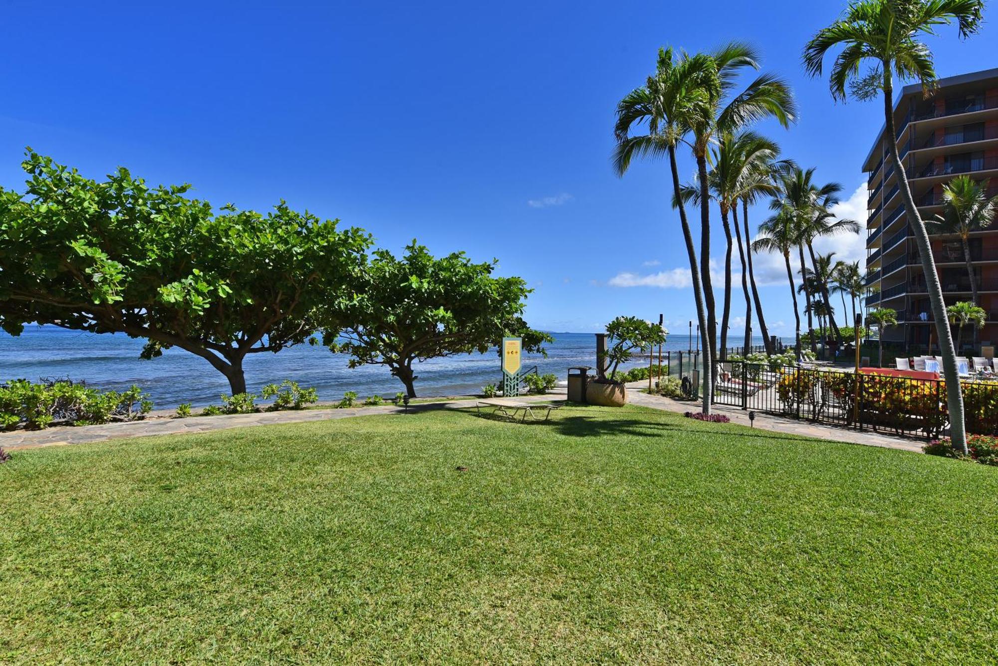 Kaanapali Shores 160 - Sleep Steps Away From The Ocean Kahana Buitenkant foto